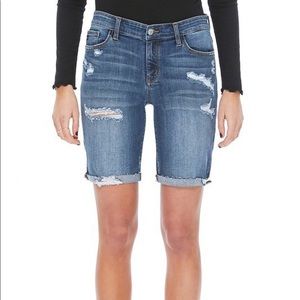 Judy Blue Destroyed Bermuda shorts
